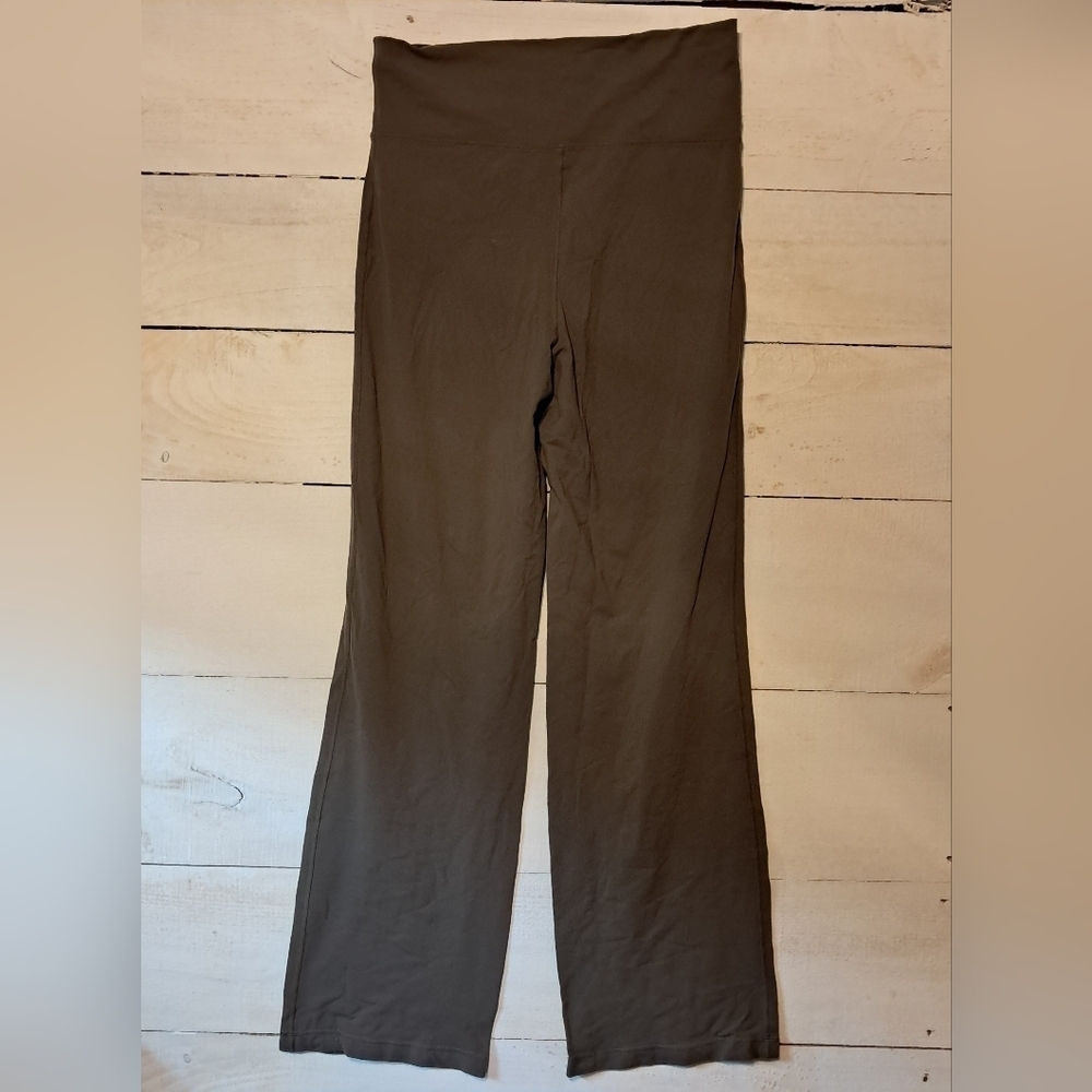 Athleta Straight Leg Flare Pants  Womens Small Green Medium MT Leggings - Picture 2 of 7